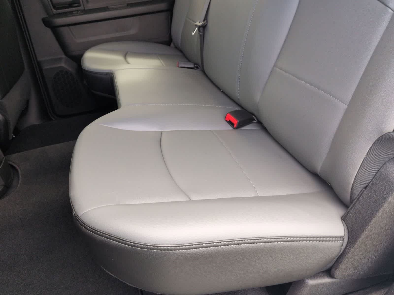 2026 RAM 2500 RAM 2500 TRADESMAN CREW CAB 4X4 6'4' BOX