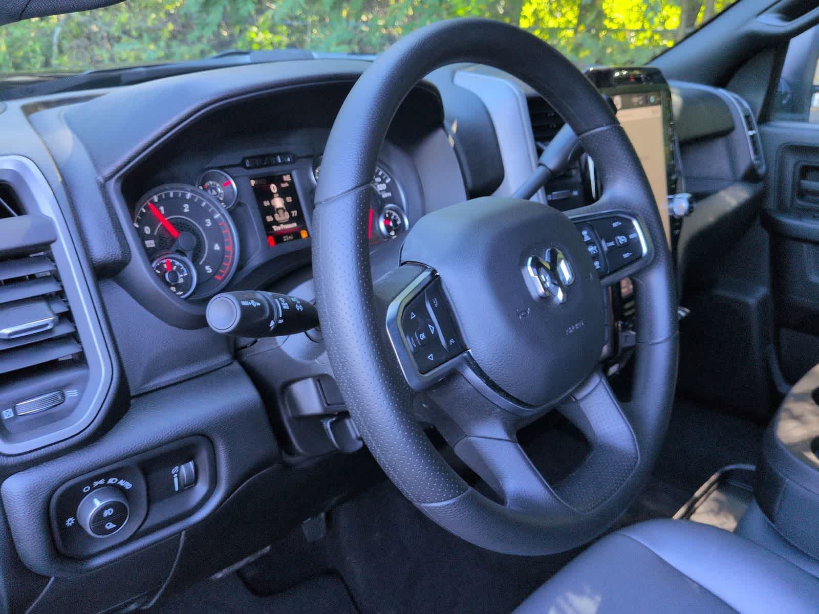 2026 RAM 2500 RAM 2500 TRADESMAN CREW CAB 4X4 6'4' BOX