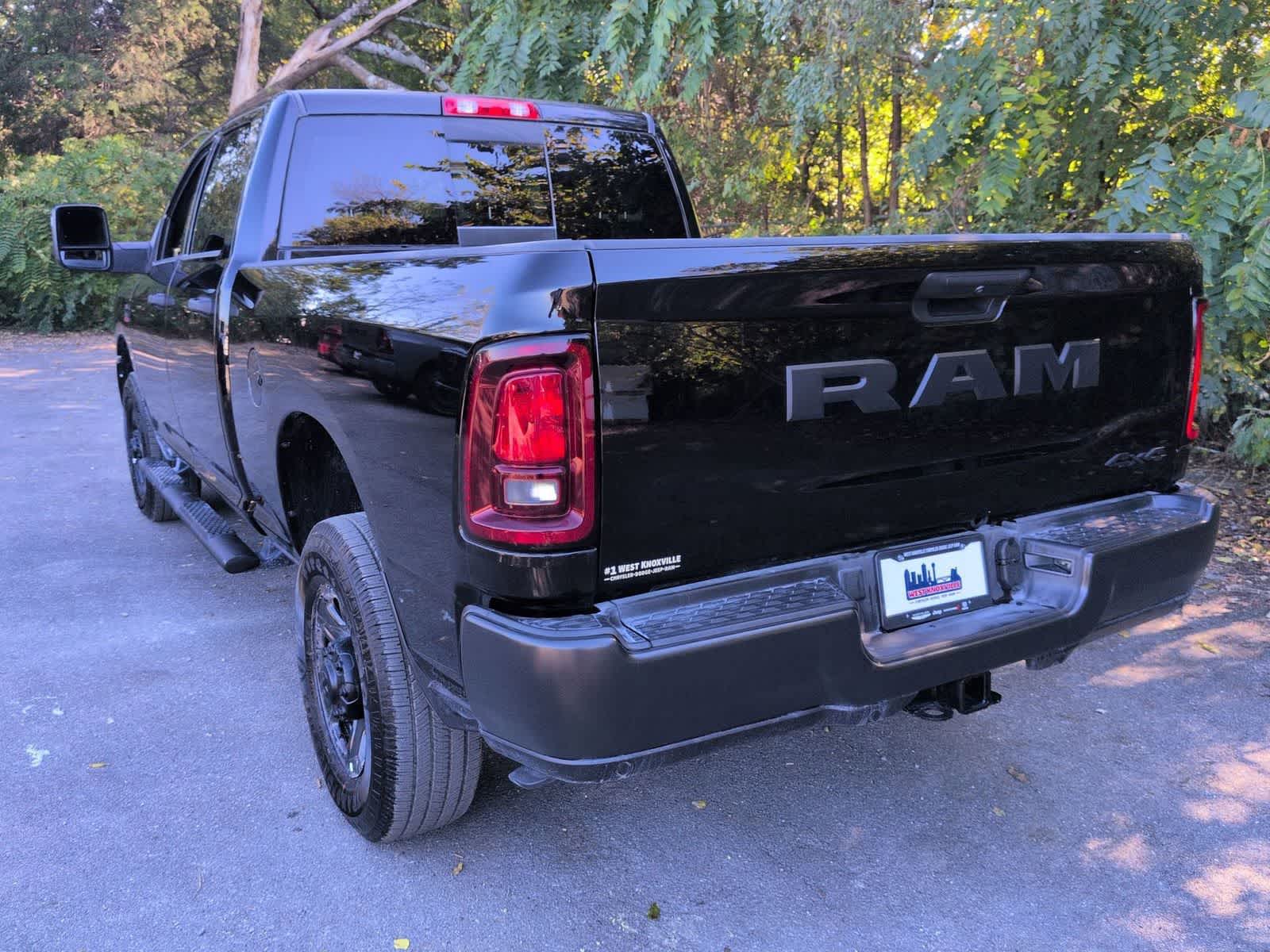 2026 RAM 2500 RAM 2500 TRADESMAN CREW CAB 4X4 6'4' BOX