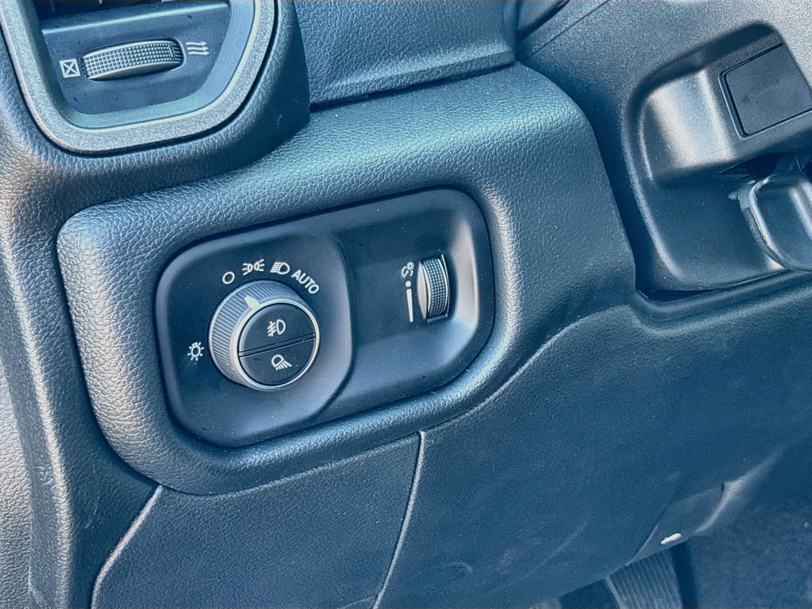 2026 RAM 2500 RAM 2500 WARLOCK CREW CAB 4X4 6'4' BOX