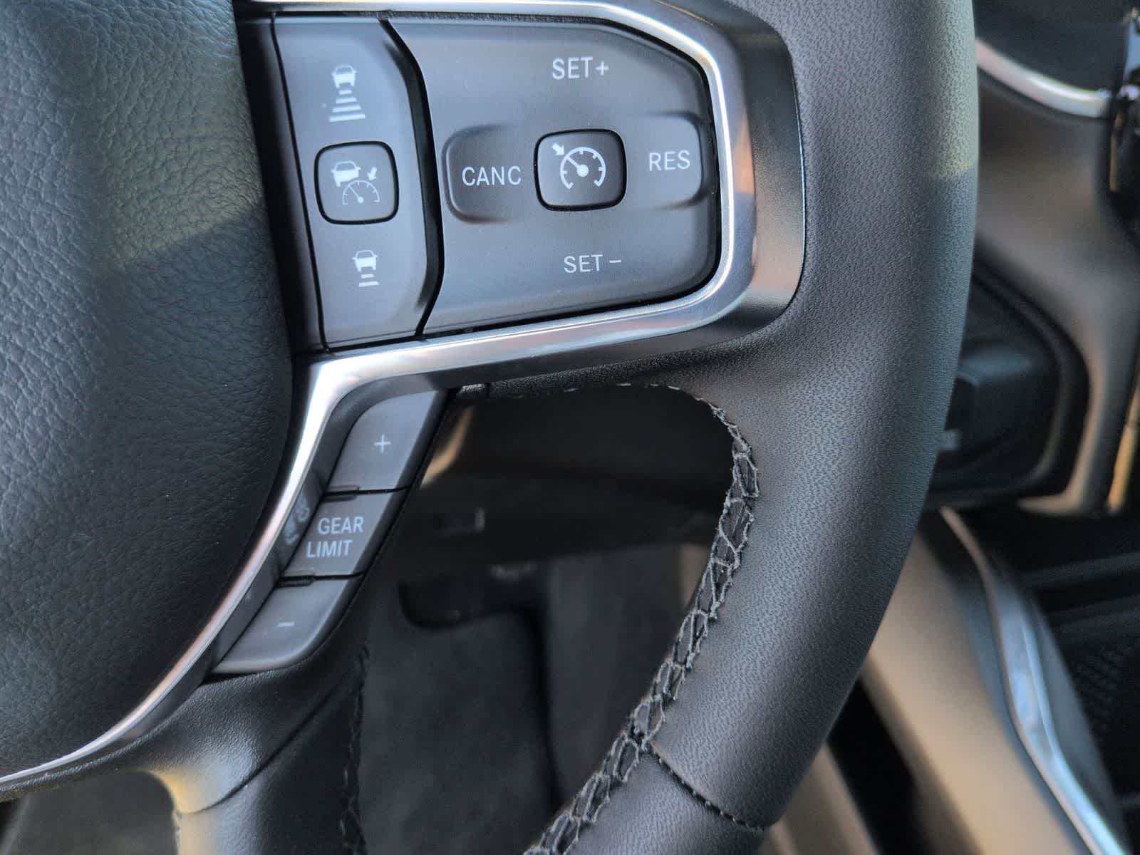 2026 RAM 2500 RAM 2500 LARAMIE CREW CAB 4X4 6'4' BOX