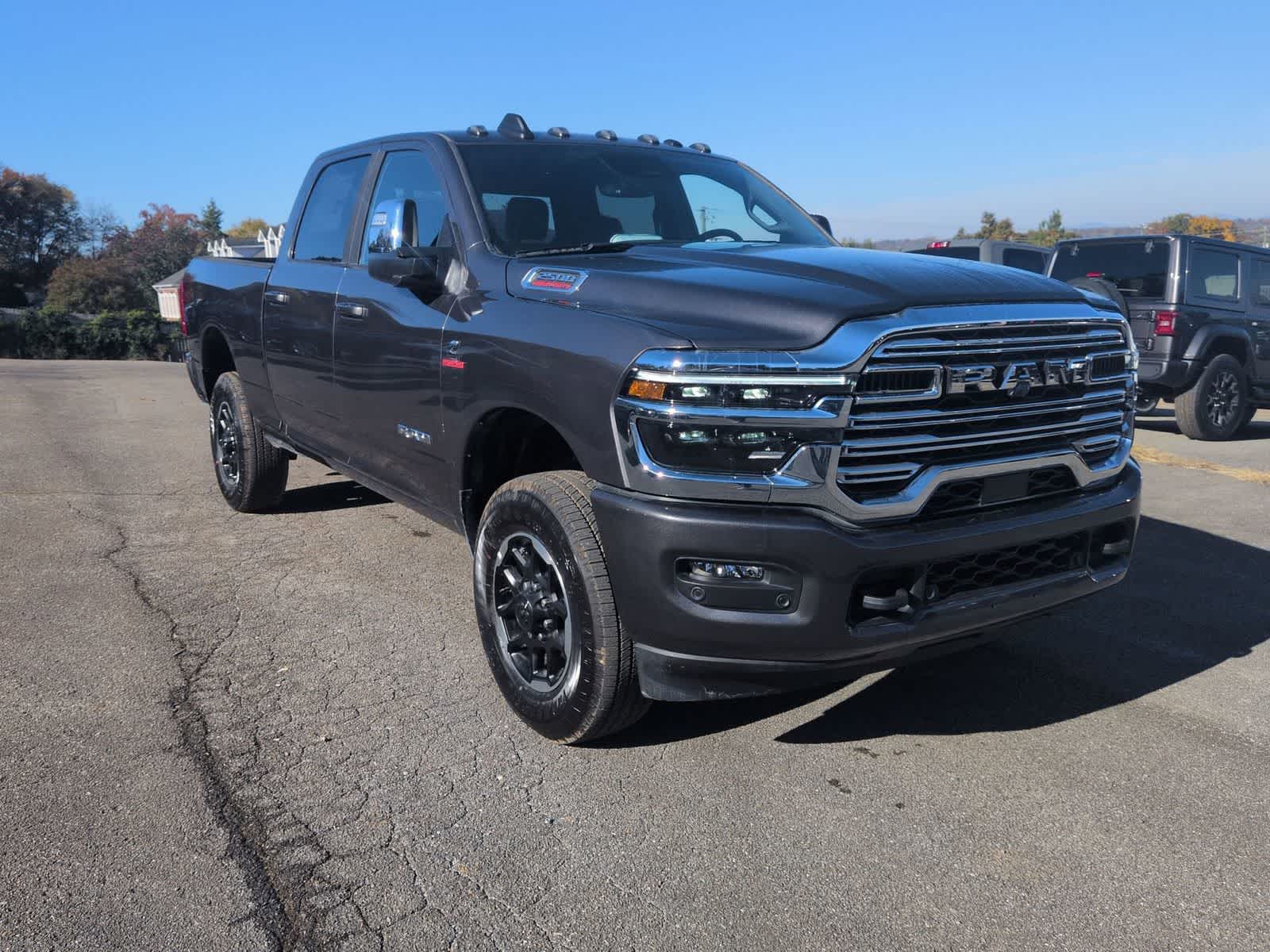 2026 RAM 2500 RAM 2500 LARAMIE CREW CAB 4X4 6'4' BOX