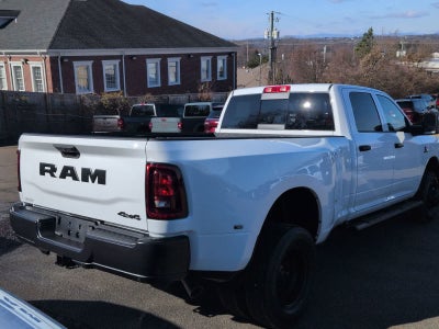 2026 RAM 3500 RAM 3500 TRADESMAN CREW CAB 4X4 8' BOX