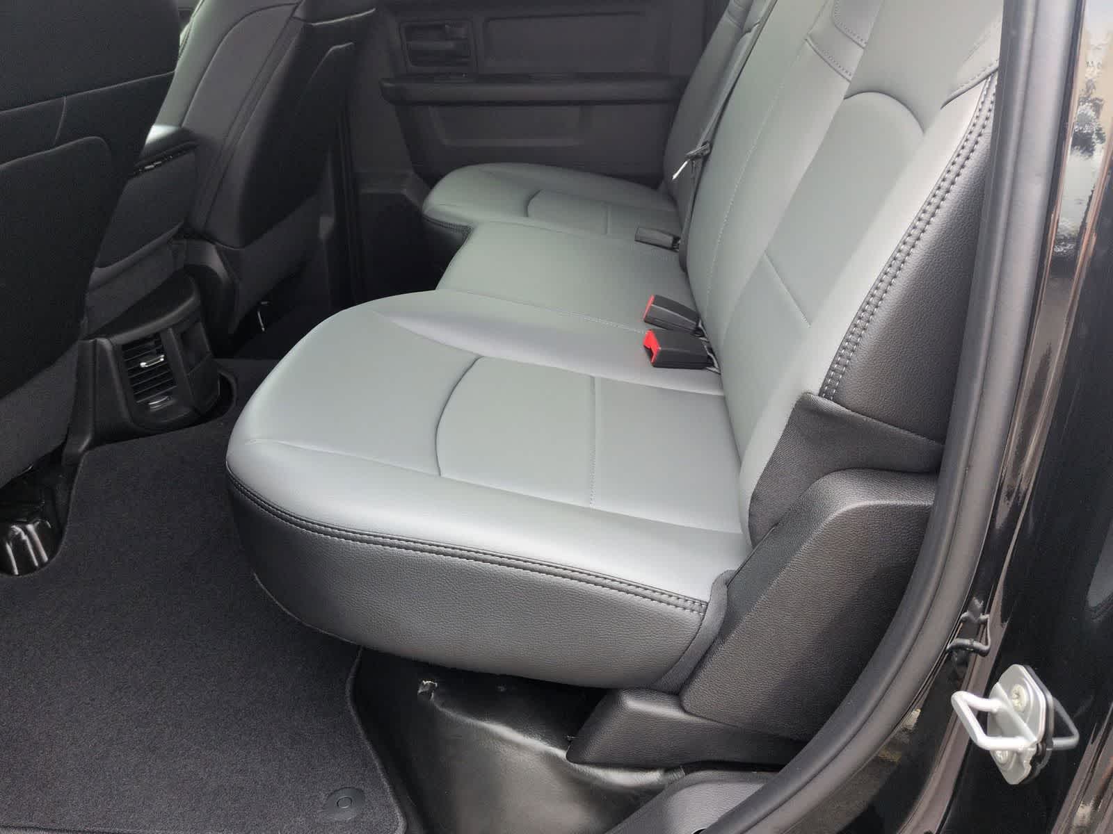 2026 RAM 3500 RAM 3500 TRADESMAN CREW CAB 4X4 8' BOX