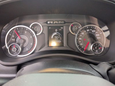 2026 RAM 3500 RAM 3500 TRADESMAN CREW CAB 4X4 8' BOX