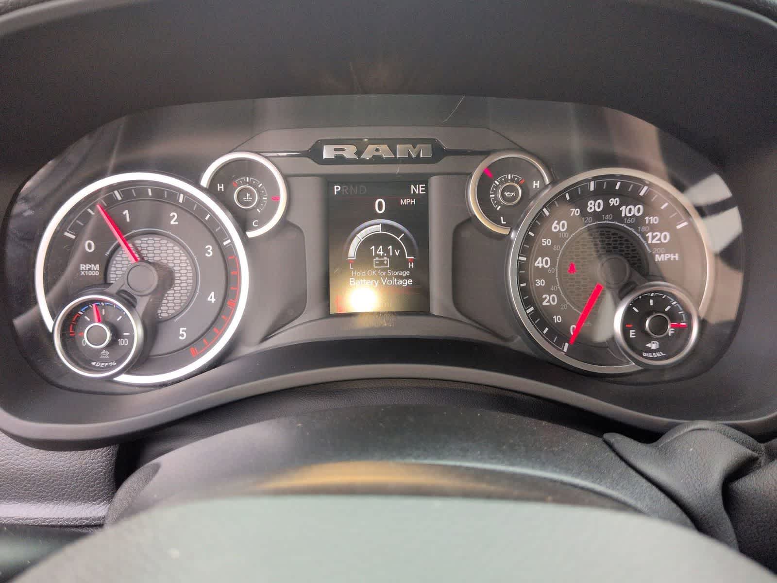 2026 RAM 3500 RAM 3500 TRADESMAN CREW CAB 4X4 8' BOX