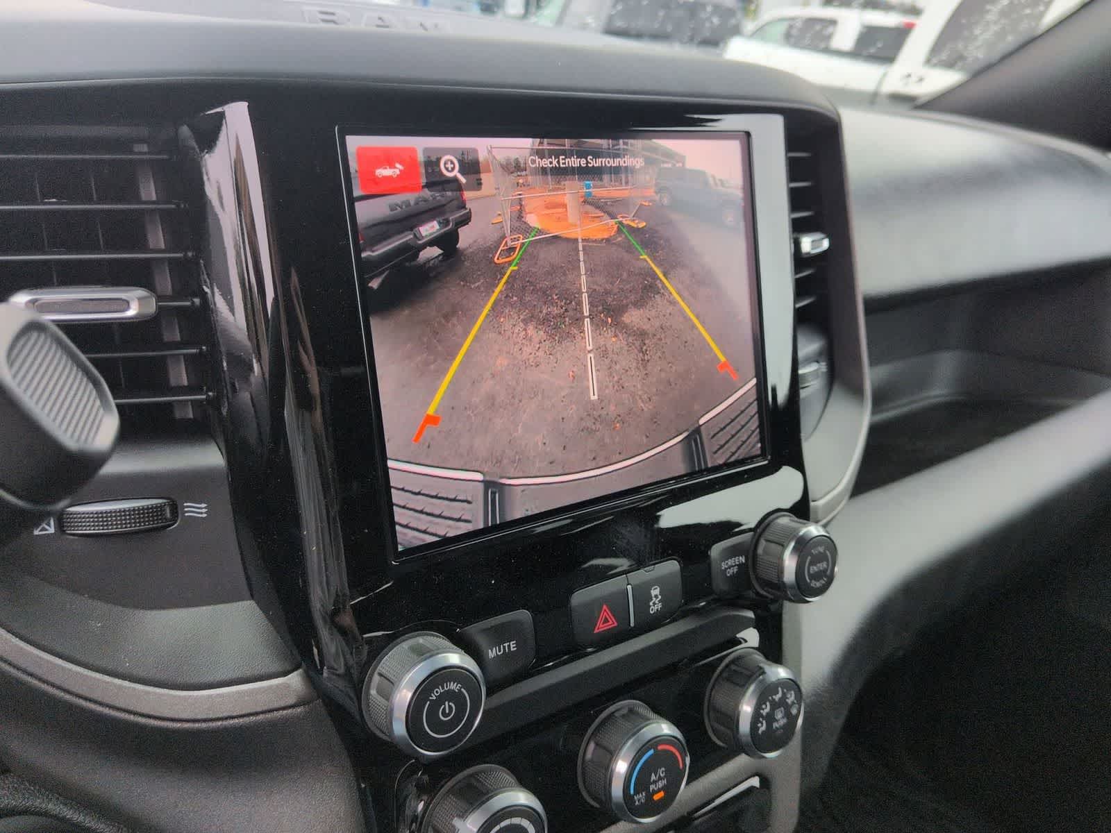 2026 RAM 3500 RAM 3500 TRADESMAN CREW CAB 4X4 8' BOX