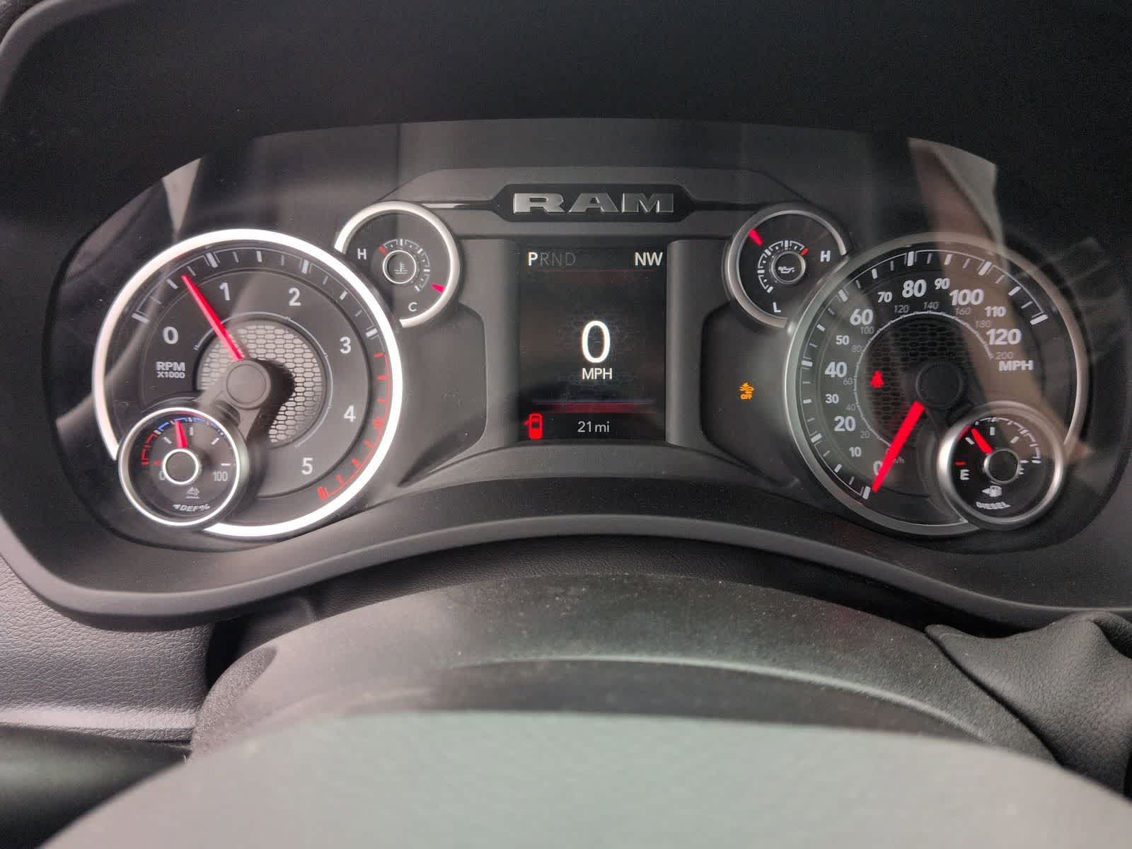 2026 RAM 3500 RAM 3500 TRADESMAN CREW CAB 4X4 8' BOX