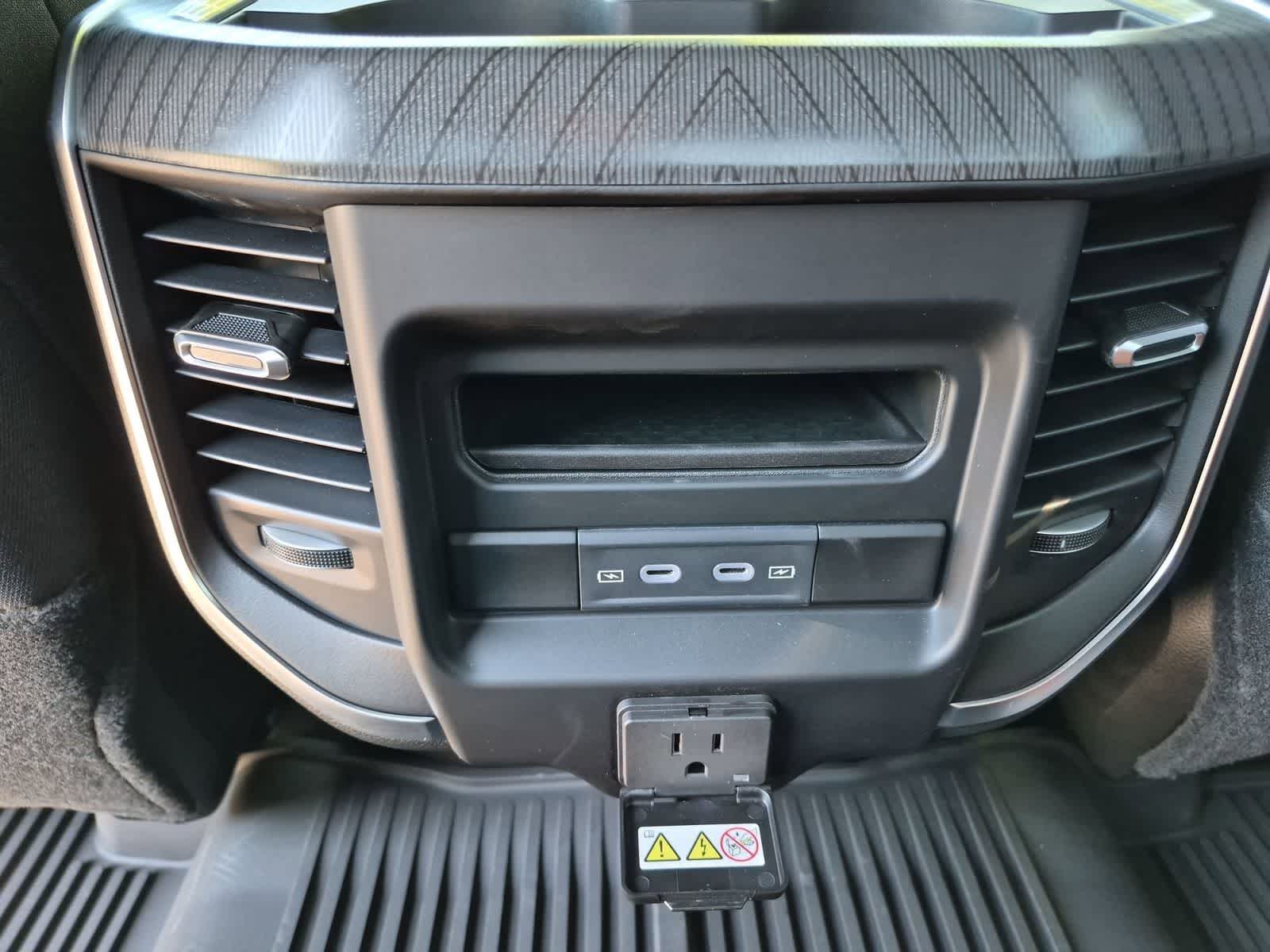 2026 RAM 3500 RAM 3500 BIG HORN CREW CAB 4X4 8' BOX