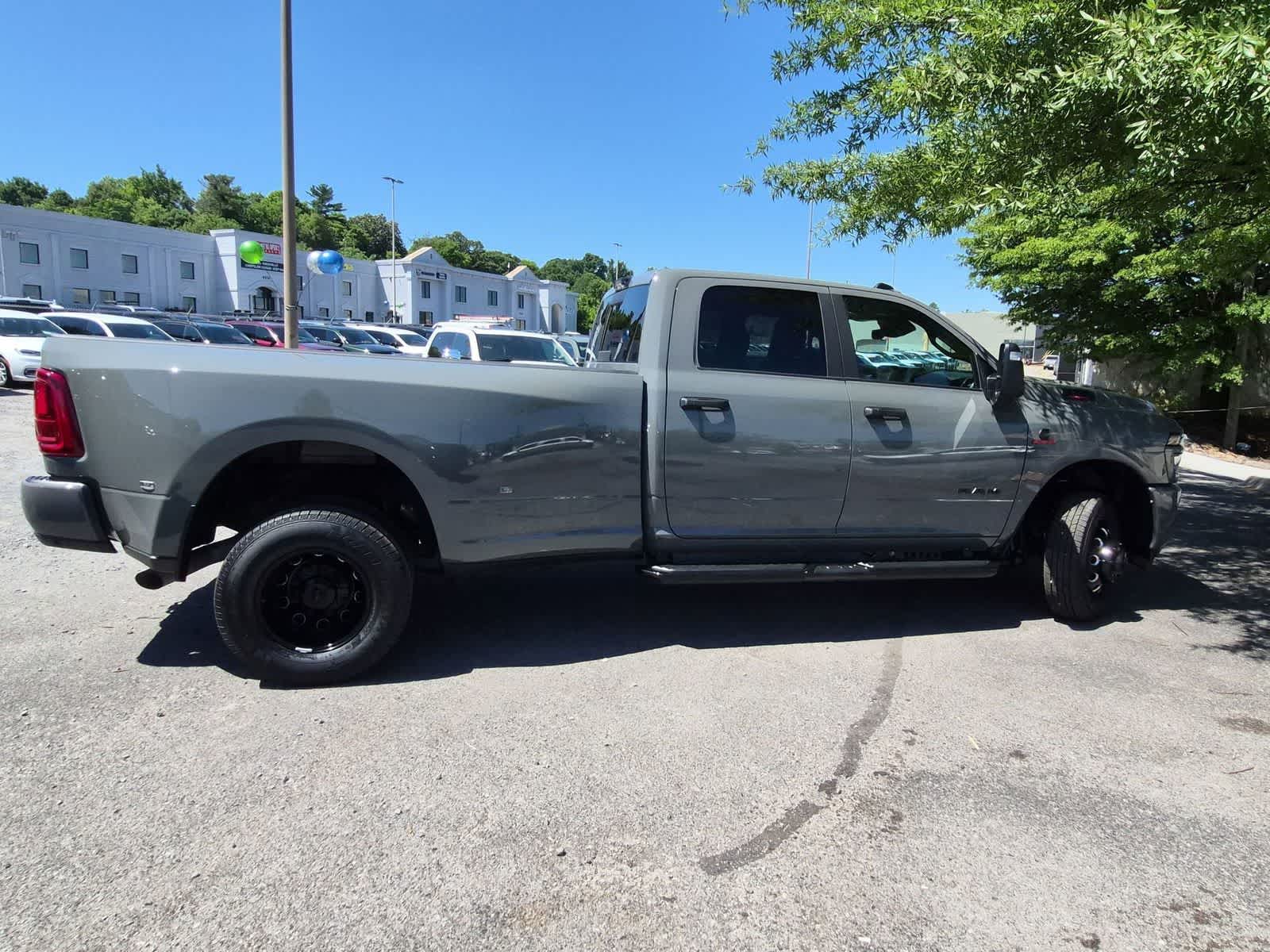 2026 RAM 3500 RAM 3500 BIG HORN CREW CAB 4X4 8' BOX