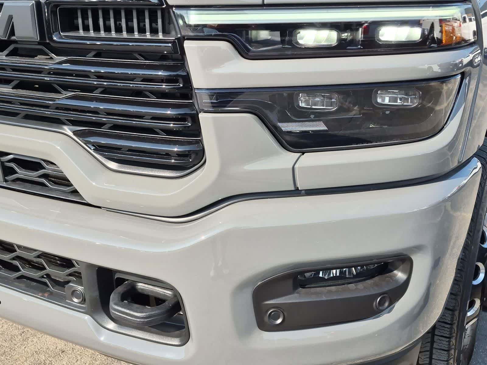 2026 RAM 3500 RAM 3500 LARAMIE CREW CAB 4X4 8' BOX