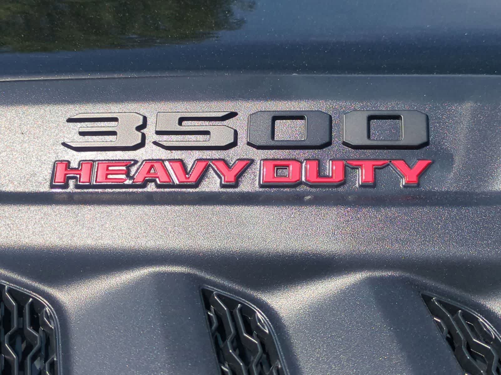 2026 RAM 3500 RAM 3500 LARAMIE CREW CAB 4X4 8' BOX