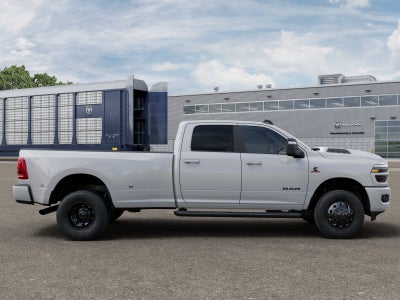 2026 RAM 3500 RAM 3500 LARAMIE CREW CAB 4X4 8' BOX