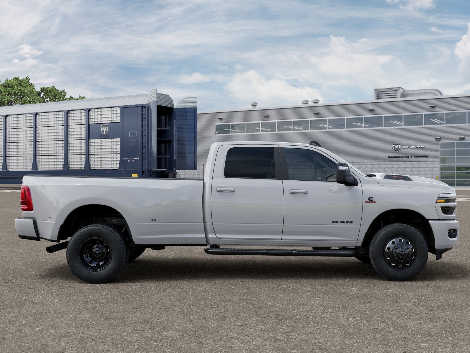 2026 RAM 3500 RAM 3500 LARAMIE CREW CAB 4X4 8' BOX