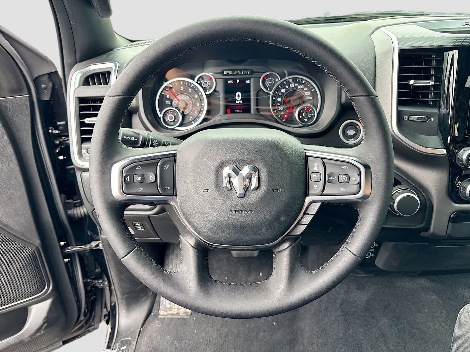 2026 RAM 1500 RAM 1500 BIG HORN CREW CAB 4X4 5'7' BOX
