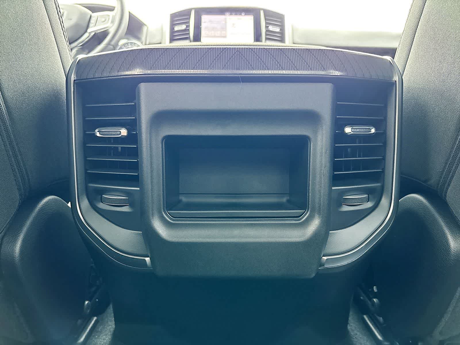 2026 RAM 1500 RAM 1500 EXPRESS CREW CAB 4X4 5'7' BOX