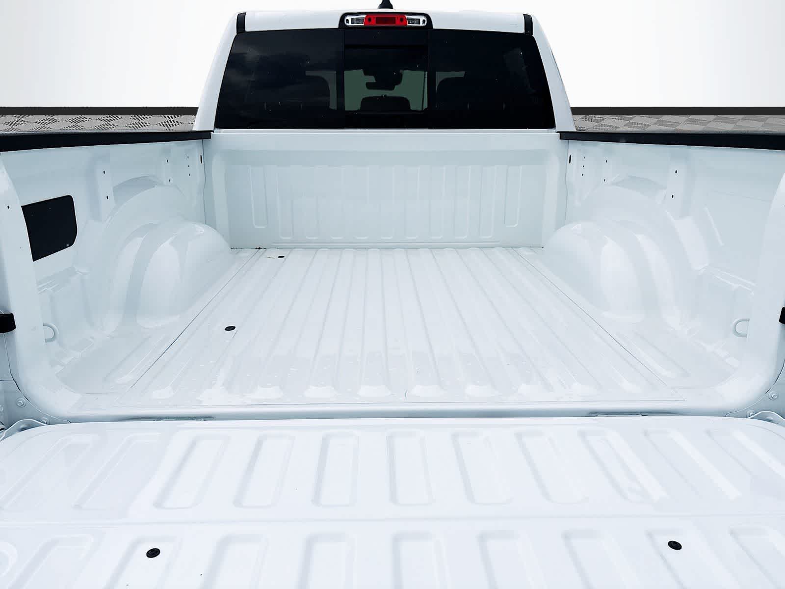 2026 RAM 1500 RAM 1500 EXPRESS CREW CAB 4X4 5'7' BOX