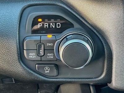 2027 RAM 1500 RAM 1500 EXPRESS CREW CAB 4X4 5'7' BOX