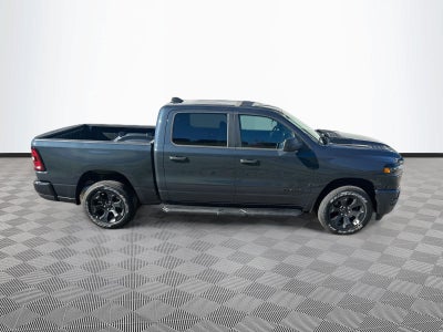 2027 RAM 1500 RAM 1500 EXPRESS CREW CAB 4X4 5'7' BOX