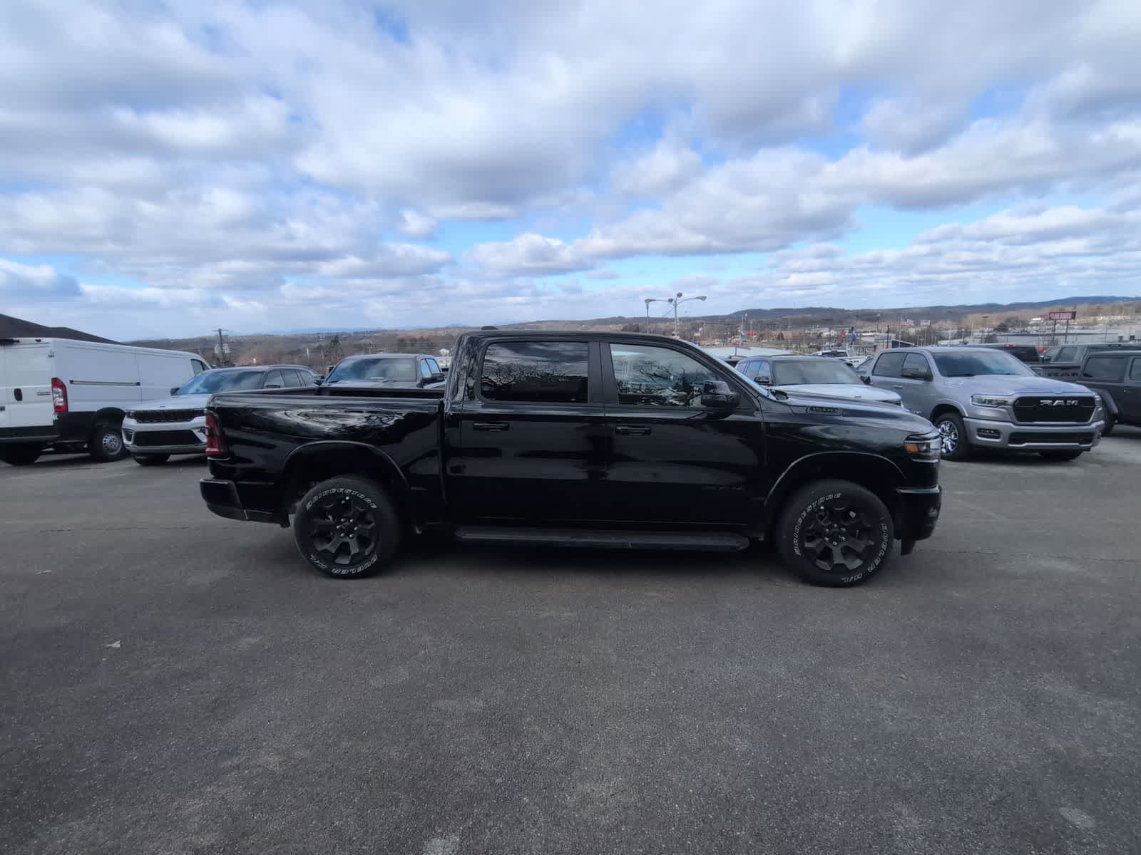 2026 RAM 1500 RAM 1500 BIG HORN CREW CAB 4X4 5'7' BOX