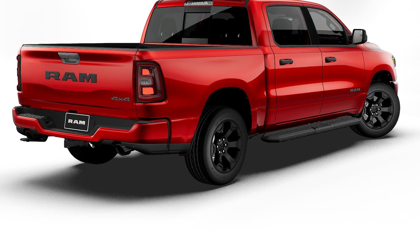 2027 RAM 1500 RAM 1500 EXPRESS CREW CAB 4X4 5'7' BOX