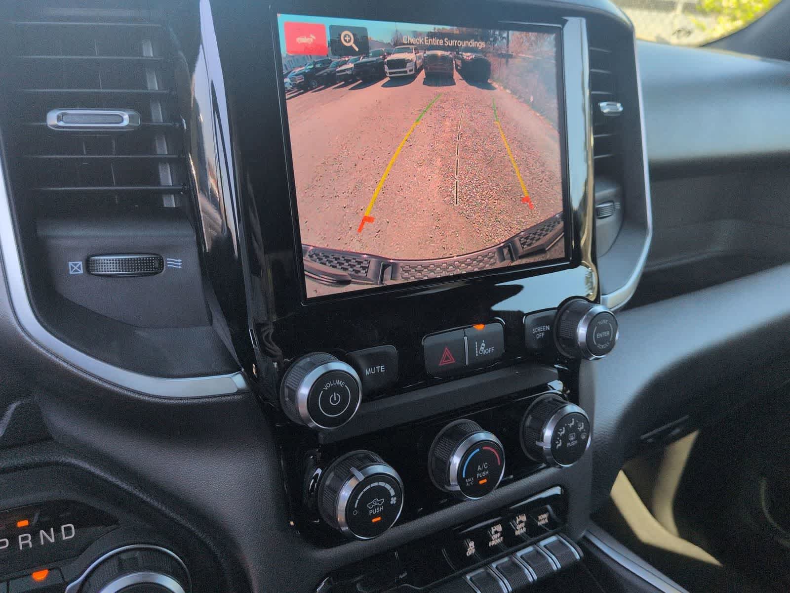 2026 RAM 1500 RAM 1500 EXPRESS CREW CAB 4X4 5'7' BOX