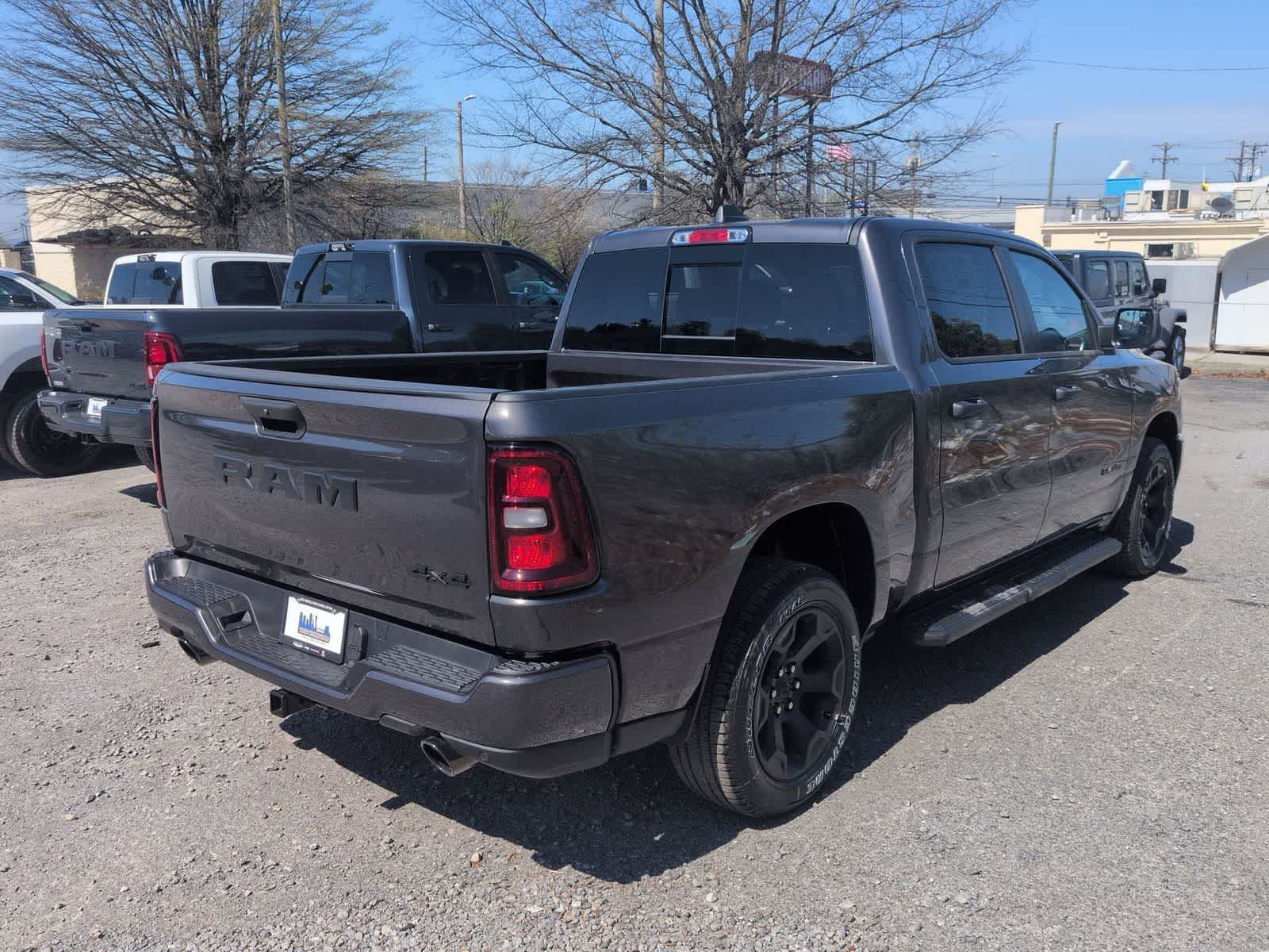 2026 RAM 1500 RAM 1500 EXPRESS CREW CAB 4X4 5'7' BOX