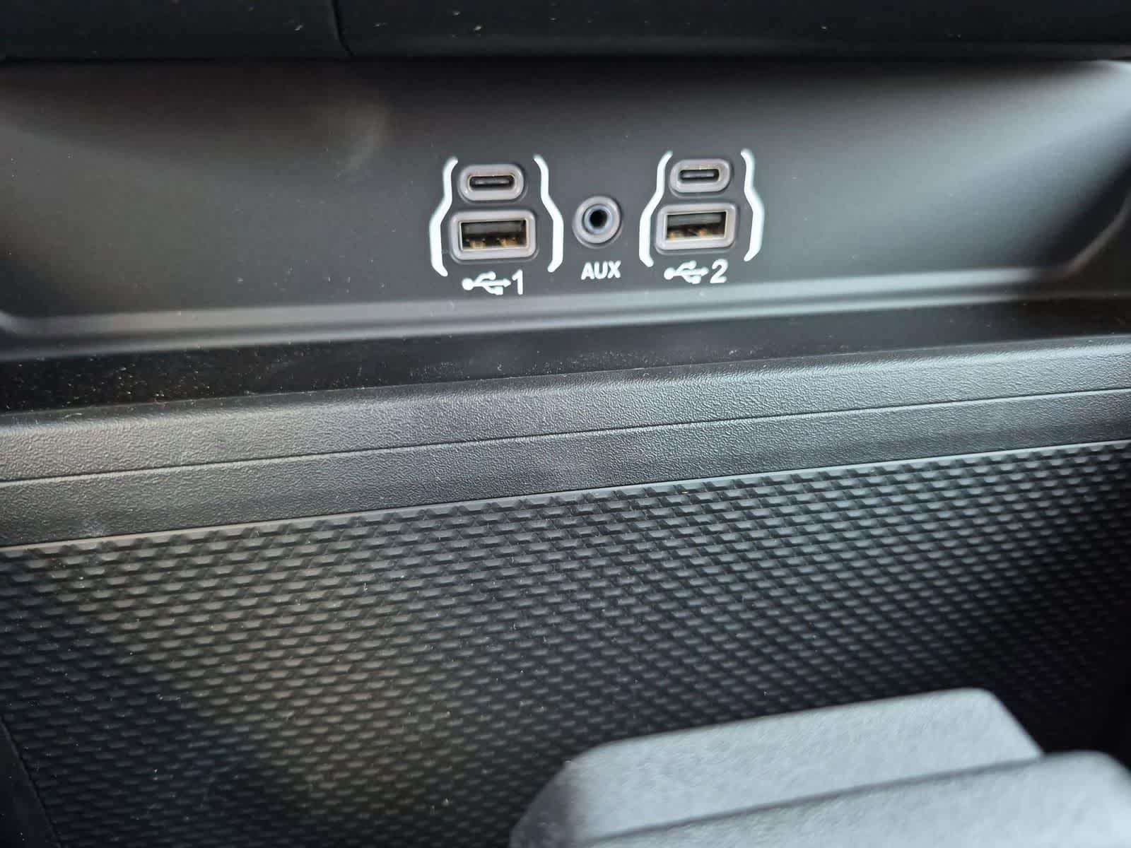 2026 RAM 1500 RAM 1500 EXPRESS CREW CAB 4X4 5'7' BOX
