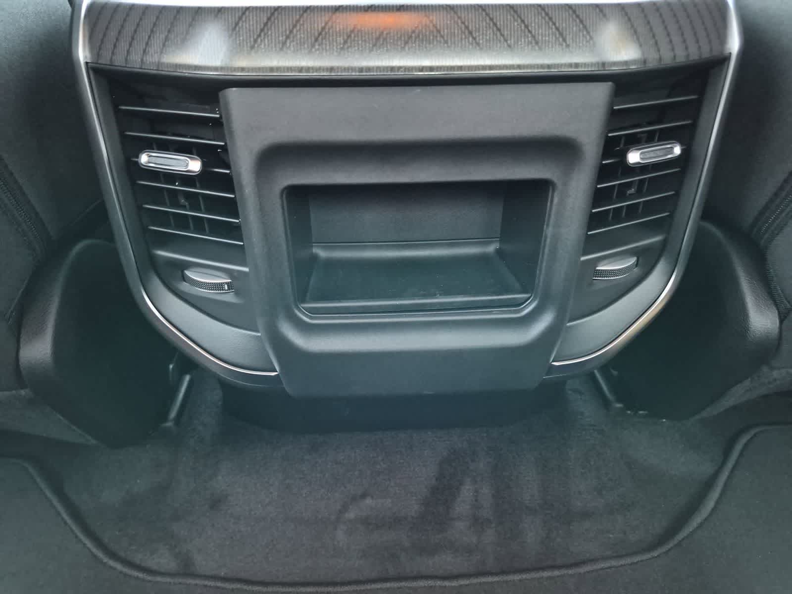 2026 RAM 1500 RAM 1500 EXPRESS CREW CAB 4X4 5'7' BOX