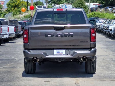 2026 RAM 1500 RAM 1500 EXPRESS CREW CAB 4X4 5'7' BOX