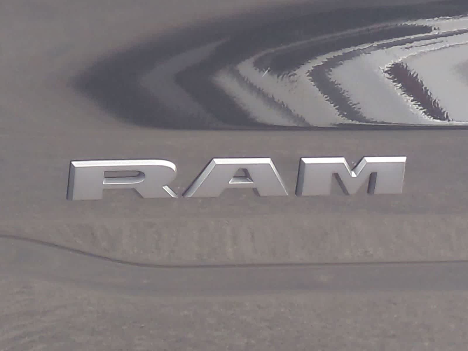 2026 RAM 1500 RAM 1500 LARAMIE CREW CAB 4X4 5'7' BOX