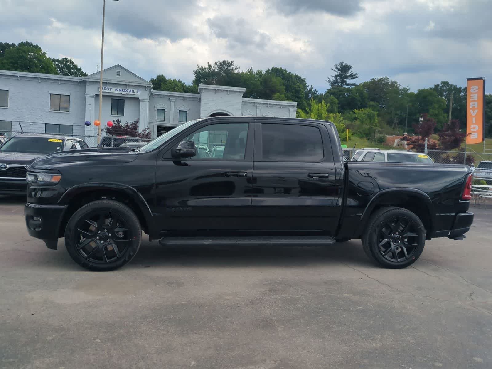2026 RAM 1500 RAM 1500 LARAMIE CREW CAB 4X4 5'7' BOX