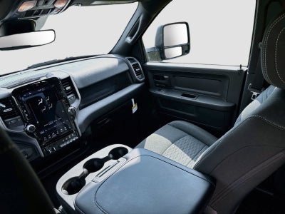 2027 RAM 2500 RAM 2500 BLACK EXPRESS CREW CAB 4X4 6'4' BOX