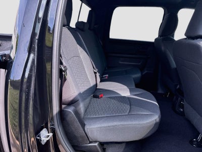 2027 RAM 2500 RAM 2500 BLACK EXPRESS CREW CAB 4X4 6'4' BOX