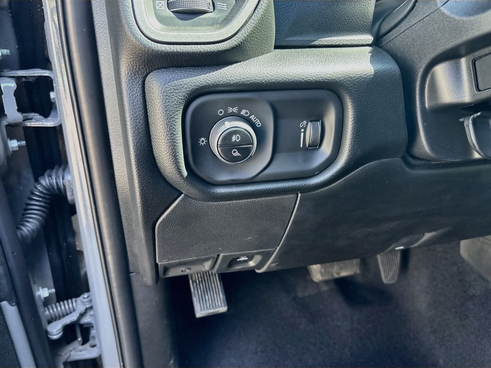 2027 RAM 2500 RAM 2500 BLACK EXPRESS CREW CAB 4X4 6'4' BOX