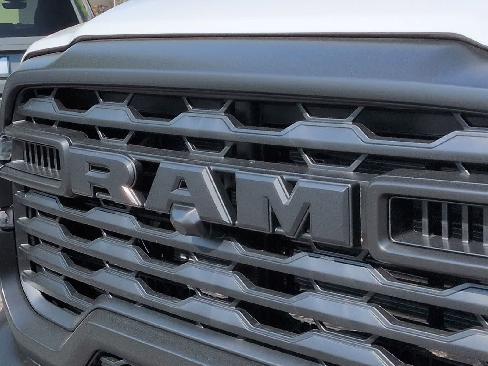 2026 RAM 2500 RAM 2500 TRADESMAN CREW CAB 4X4 6'4' BOX