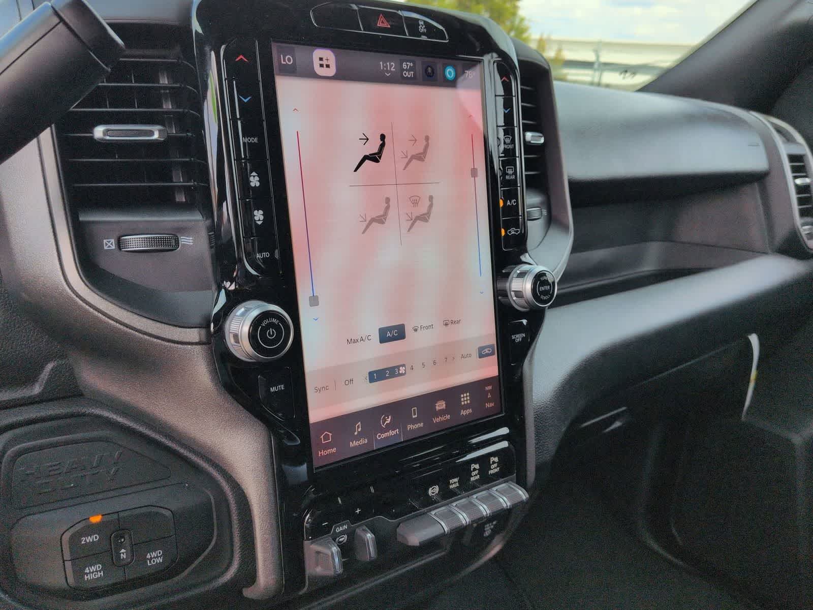 2026 RAM 2500 RAM 2500 TRADESMAN CREW CAB 4X4 6'4' BOX