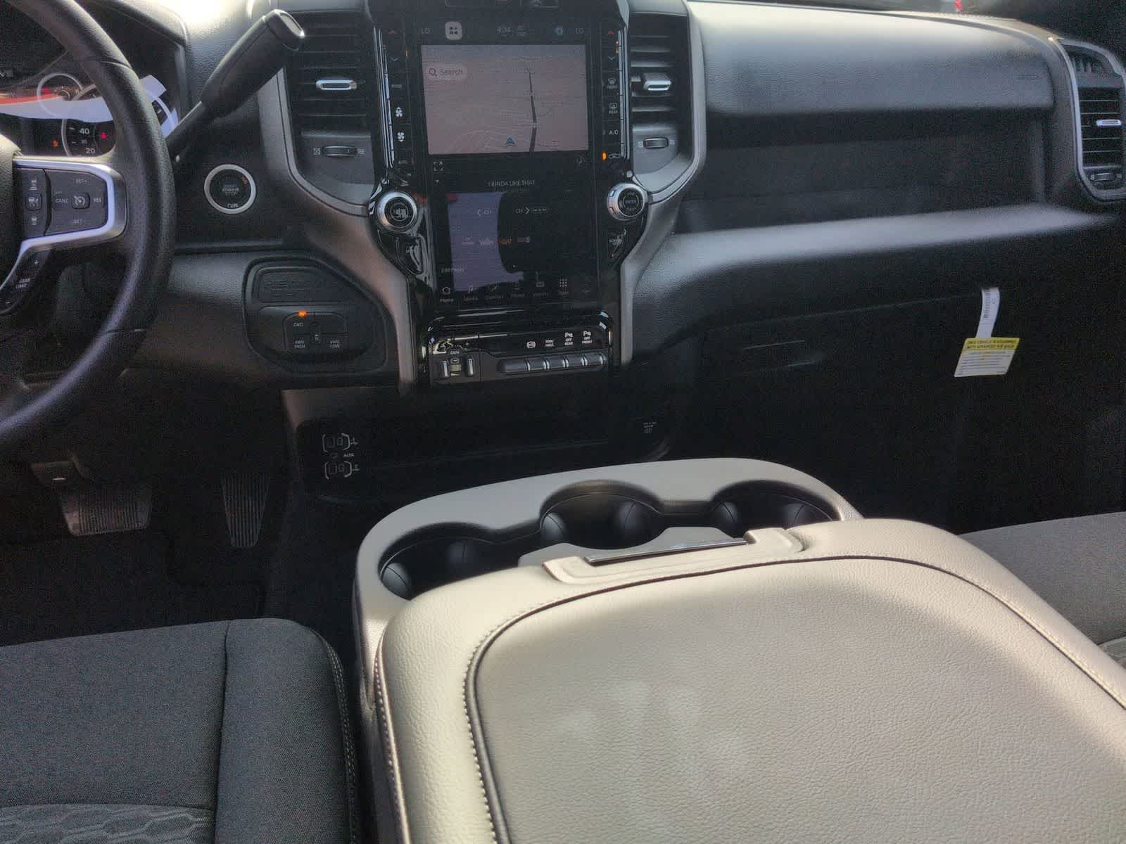 2026 RAM 2500 RAM 2500 TRADESMAN CREW CAB 4X4 6'4' BOX