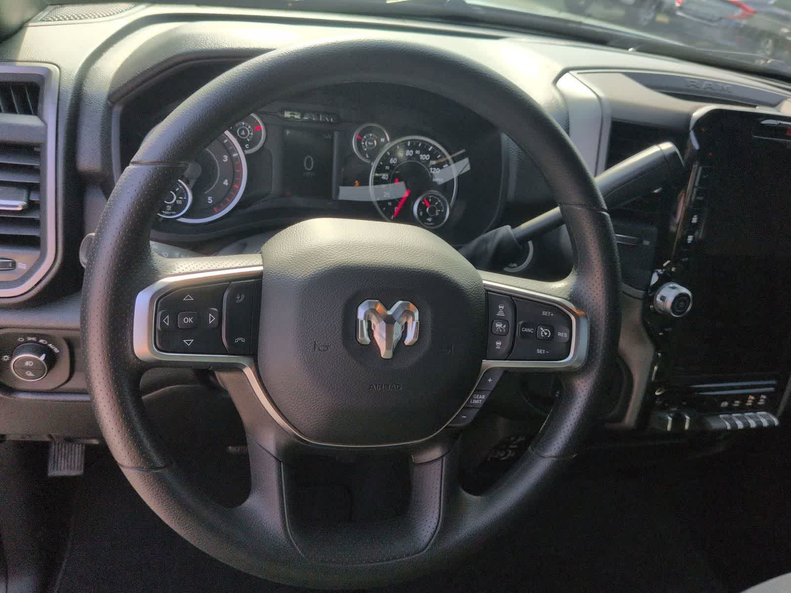 2026 RAM 2500 RAM 2500 TRADESMAN CREW CAB 4X4 6'4' BOX