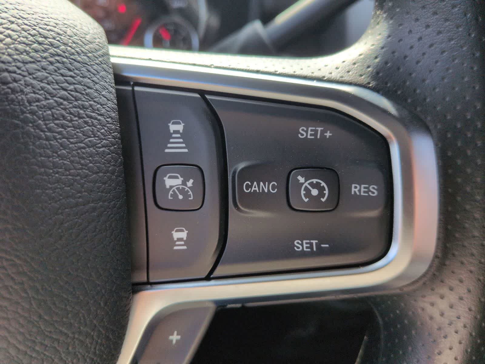 2026 RAM 2500 RAM 2500 TRADESMAN CREW CAB 4X4 6'4' BOX