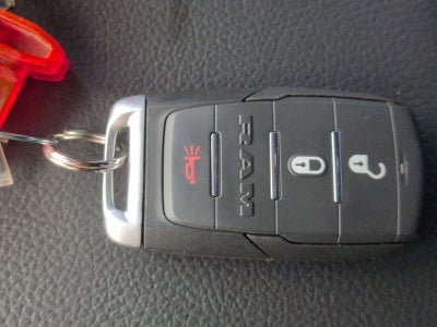 2026 RAM 2500 RAM 2500 TRADESMAN CREW CAB 4X4 6'4' BOX