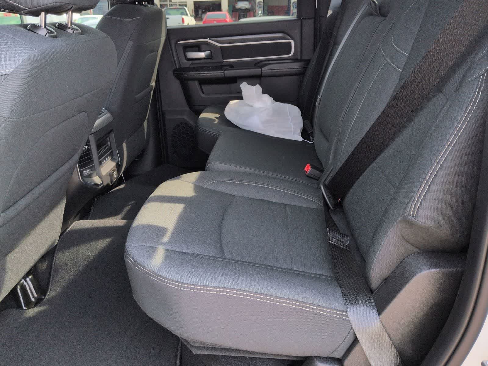 2026 RAM 2500 RAM 2500 TRADESMAN CREW CAB 4X4 6'4' BOX