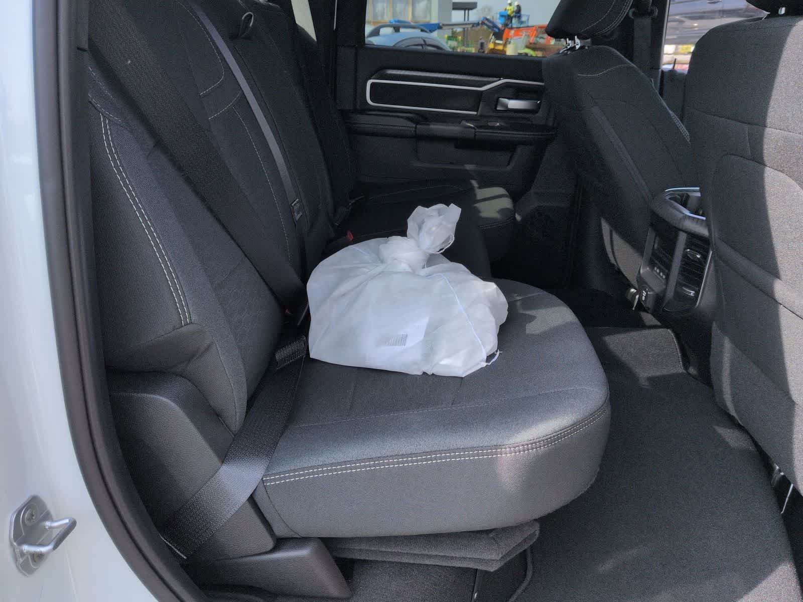 2026 RAM 2500 RAM 2500 TRADESMAN CREW CAB 4X4 6'4' BOX