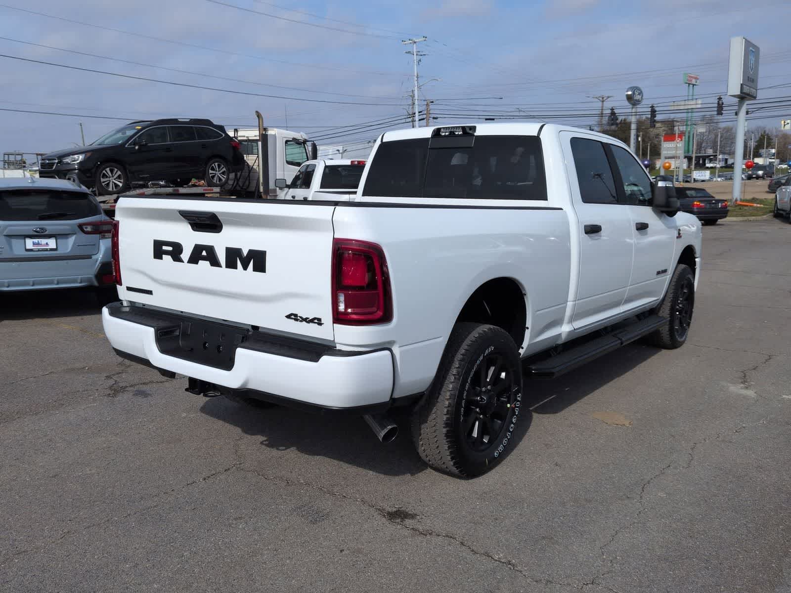 2026 RAM 2500 RAM 2500 TRADESMAN CREW CAB 4X4 6'4' BOX