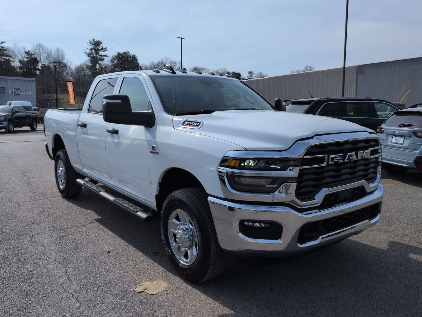 2026 RAM 2500 RAM 2500 TRADESMAN CREW CAB 4X4 6'4' BOX