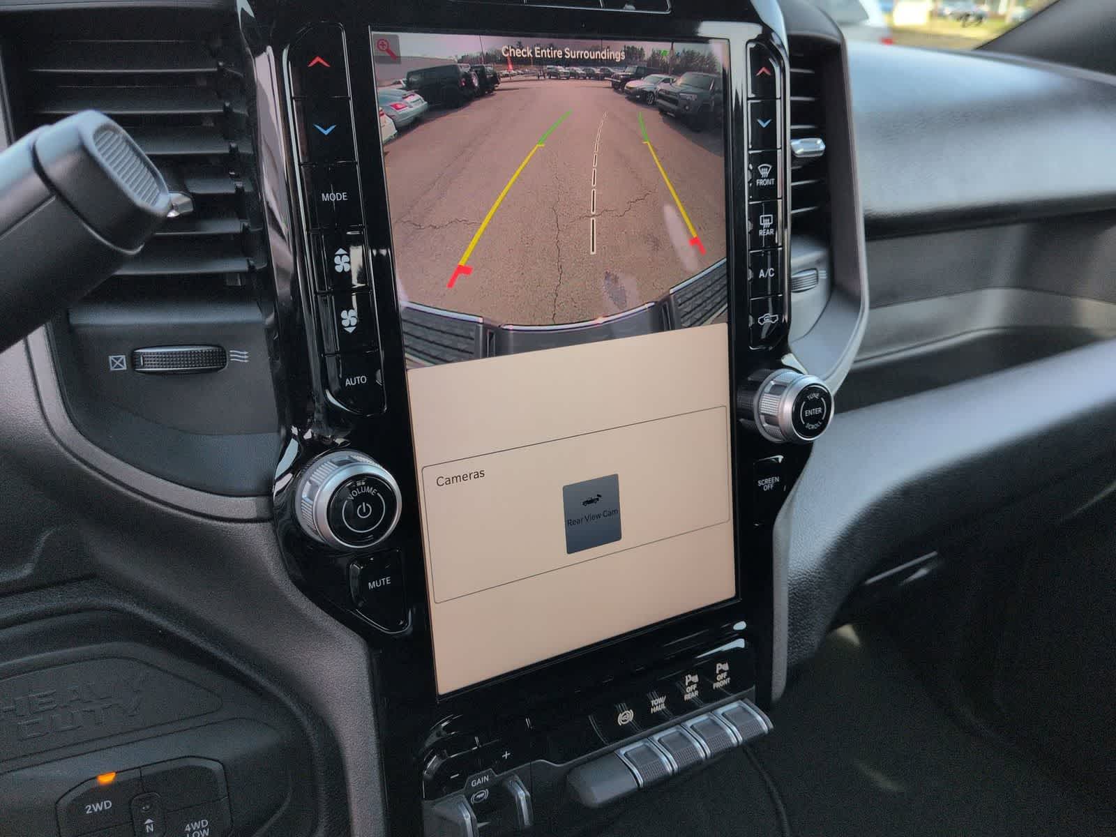 2026 RAM 2500 RAM 2500 TRADESMAN CREW CAB 4X4 6'4' BOX