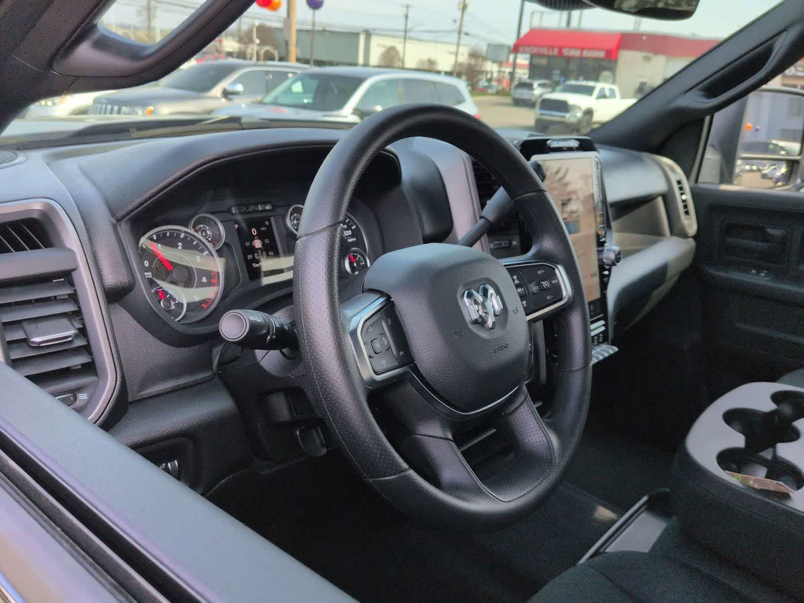 2026 RAM 2500 RAM 2500 TRADESMAN CREW CAB 4X4 6'4' BOX