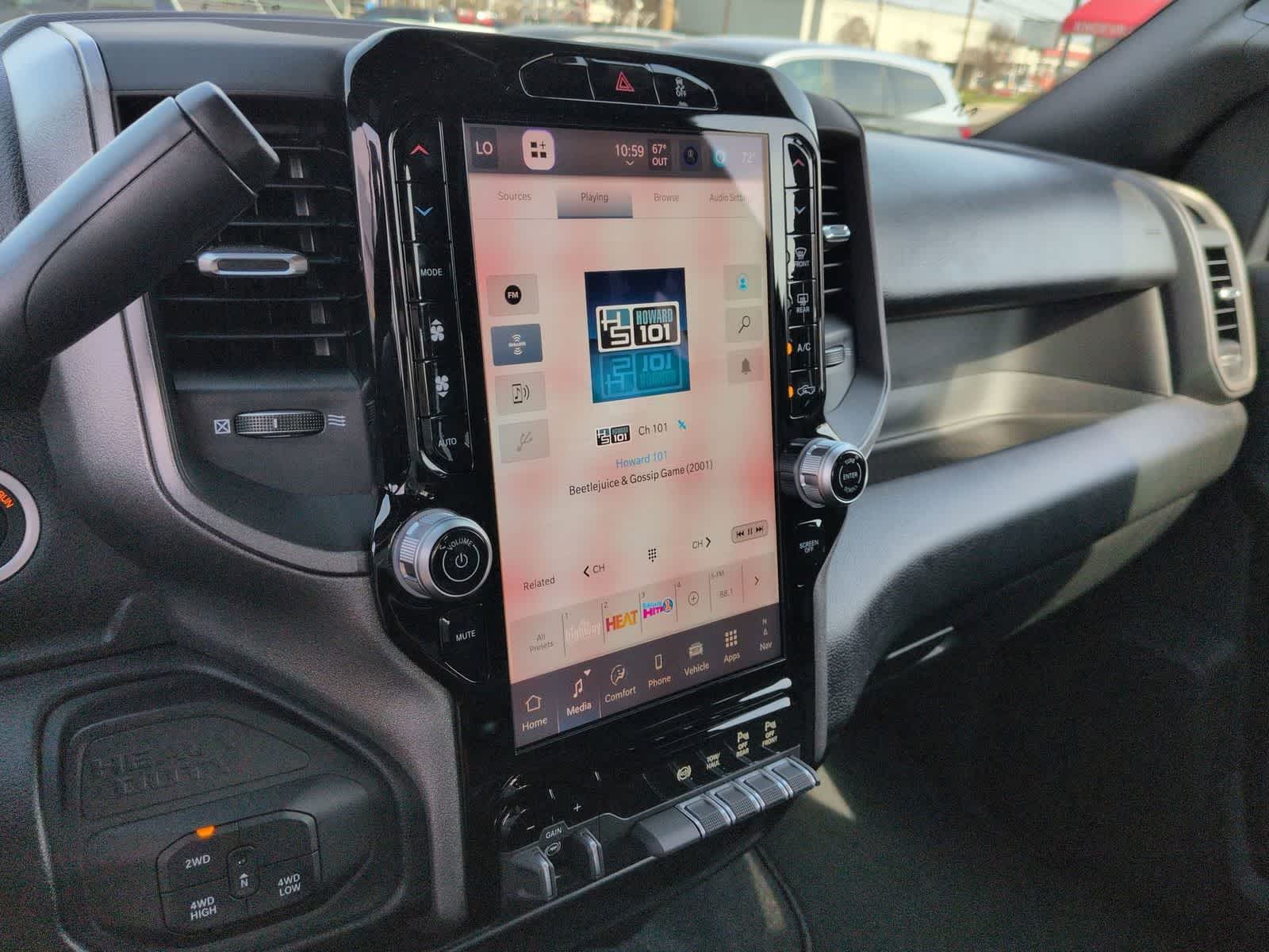 2026 RAM 2500 RAM 2500 TRADESMAN CREW CAB 4X4 6'4' BOX