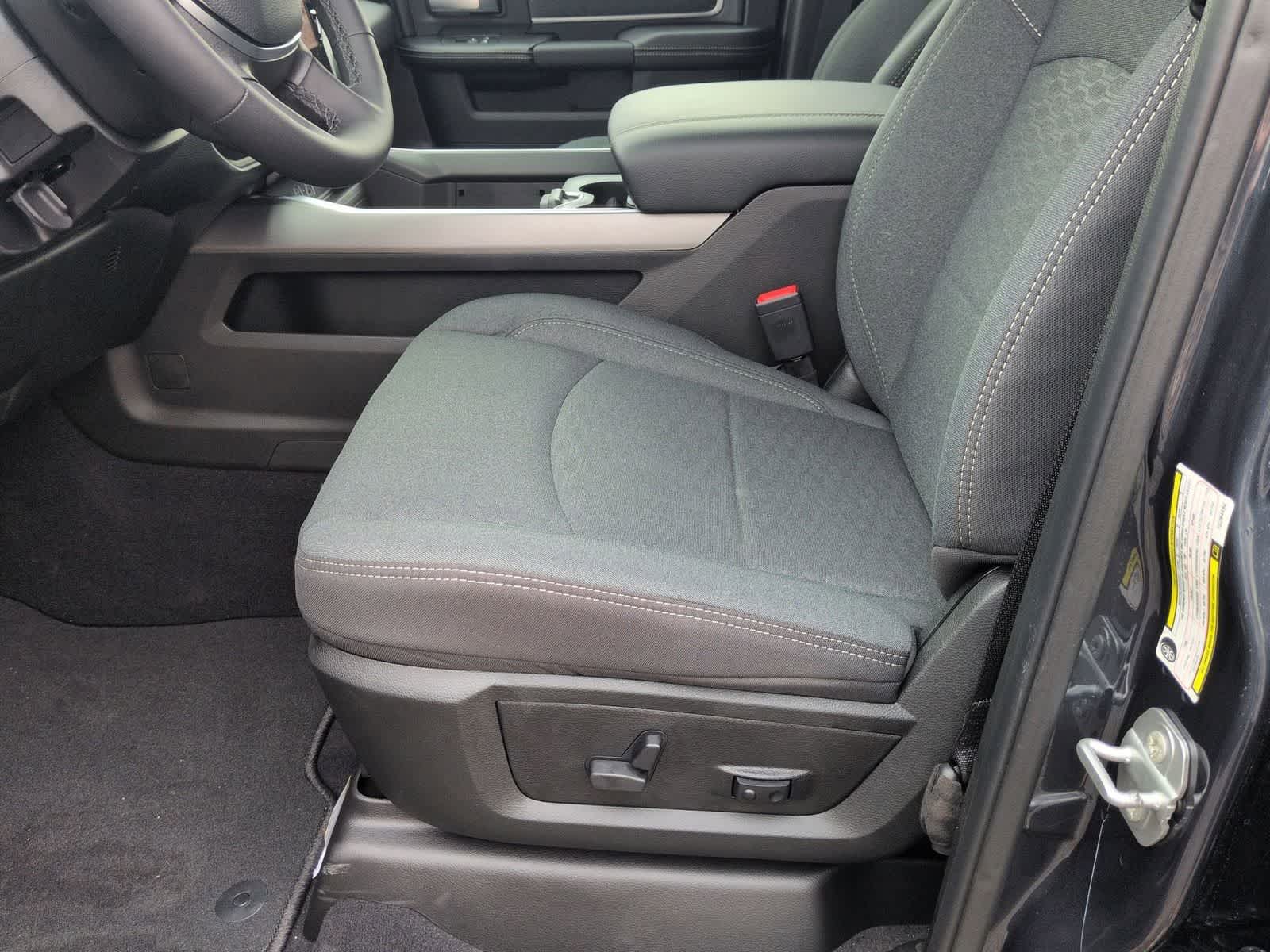 2026 RAM 2500 RAM 2500 BIG HORN CREW CAB 4X4 6'4' BOX