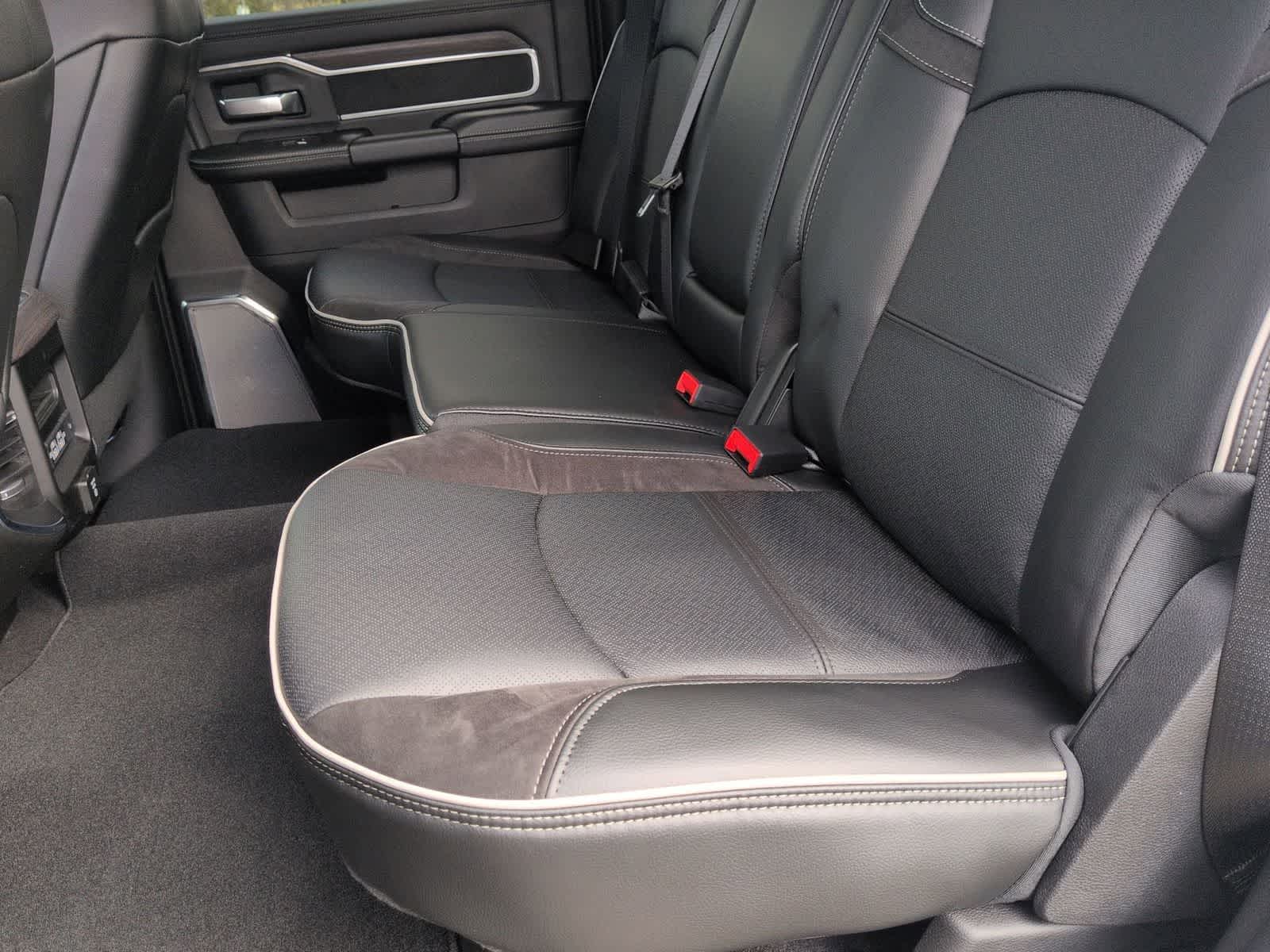 2026 RAM 2500 RAM 2500 LARAMIE CREW CAB 4X4 6'4' BOX